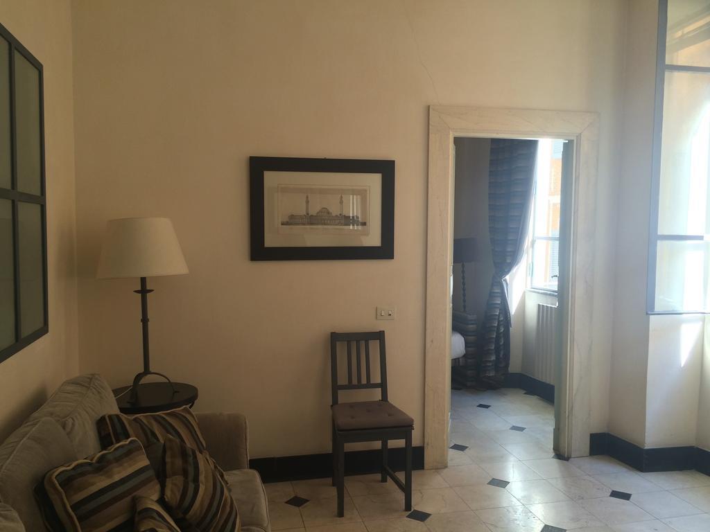 شقة La Casa In Vetrina روما الغرفة الصورة