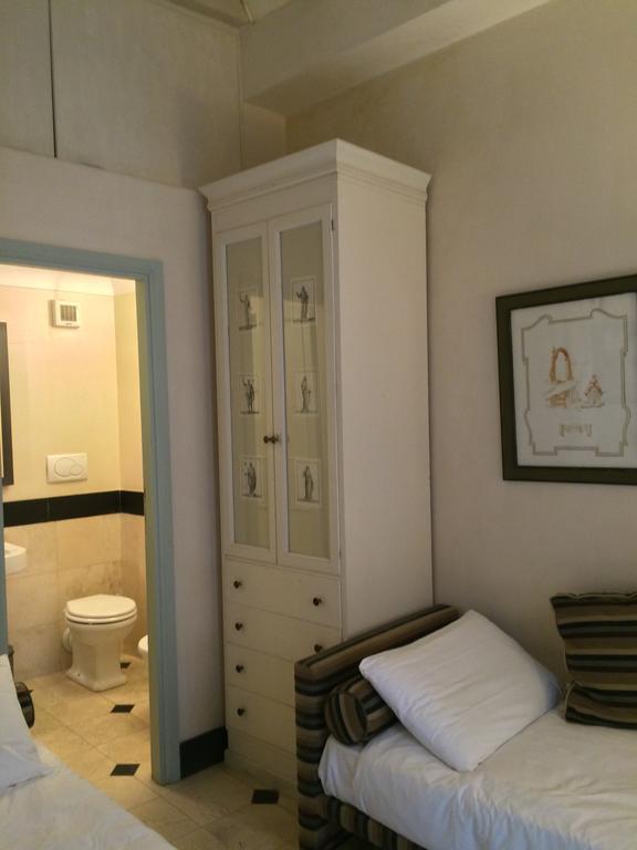 شقة La Casa In Vetrina روما المظهر الخارجي الصورة