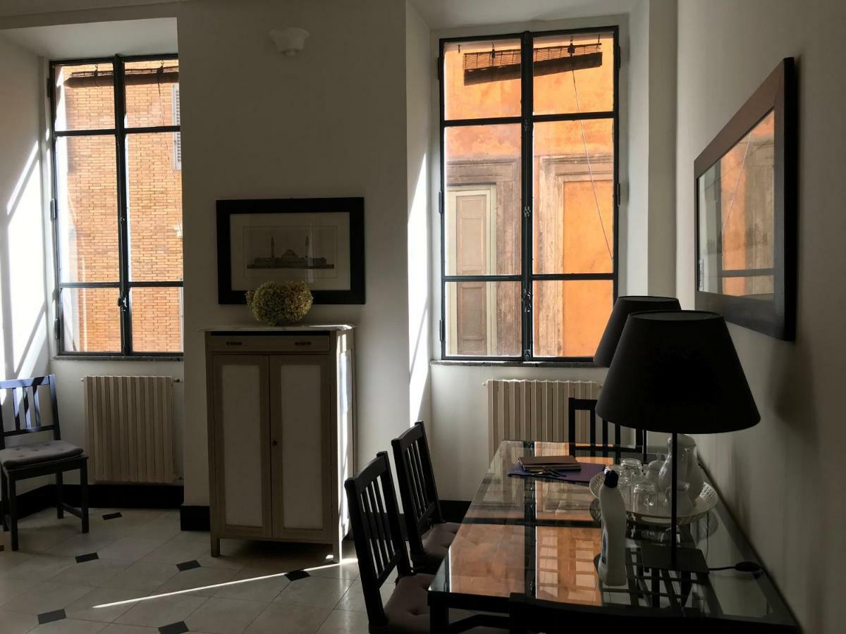 شقة La Casa In Vetrina روما المظهر الخارجي الصورة