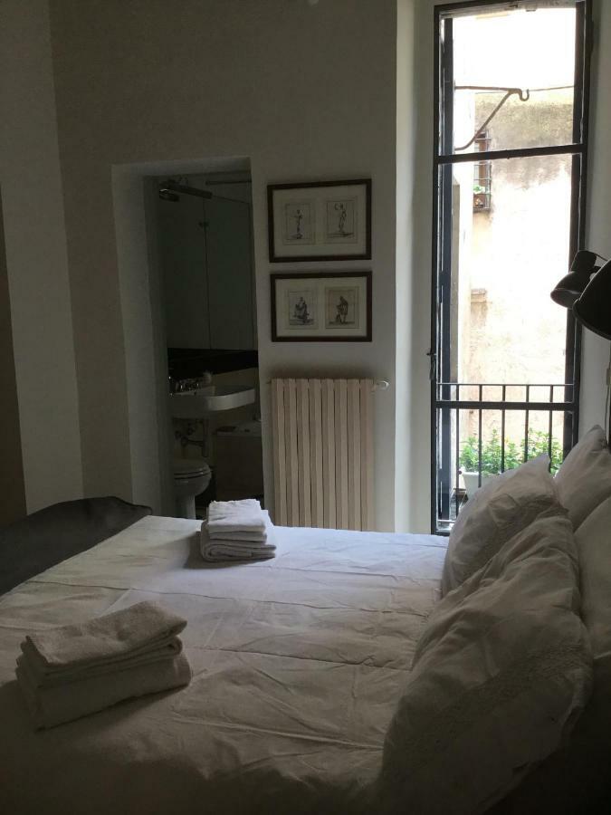 شقة La Casa In Vetrina روما المظهر الخارجي الصورة